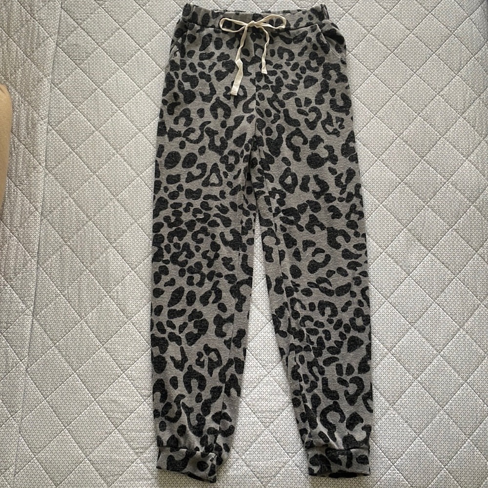 Bibi Cheetah Lounge Set Womens Small